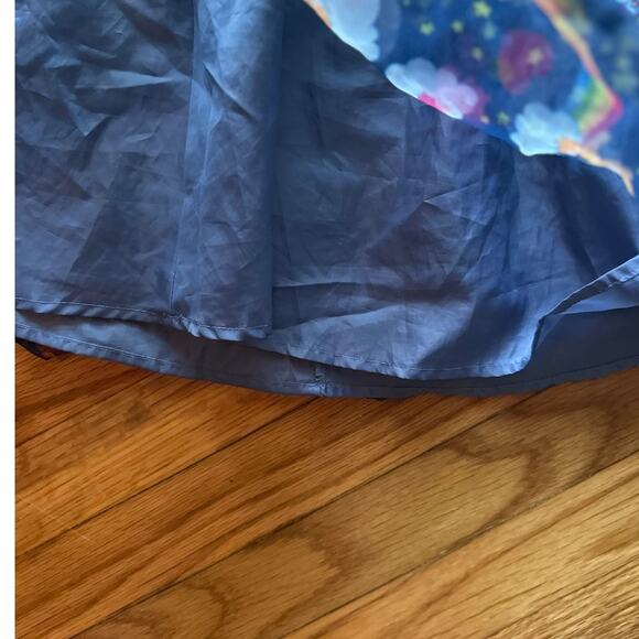 Care Bears Dress Size 6/7 with Blue Lines and Balloon Sleeves - Picture 4 of 9